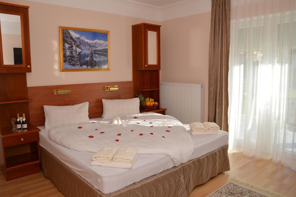 Private Room Pyrkerstrasse Bad Hofgastein Ruang foto
