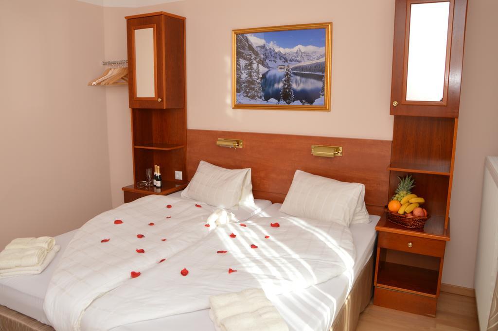 Private Room Pyrkerstrasse Bad Hofgastein Ruang foto